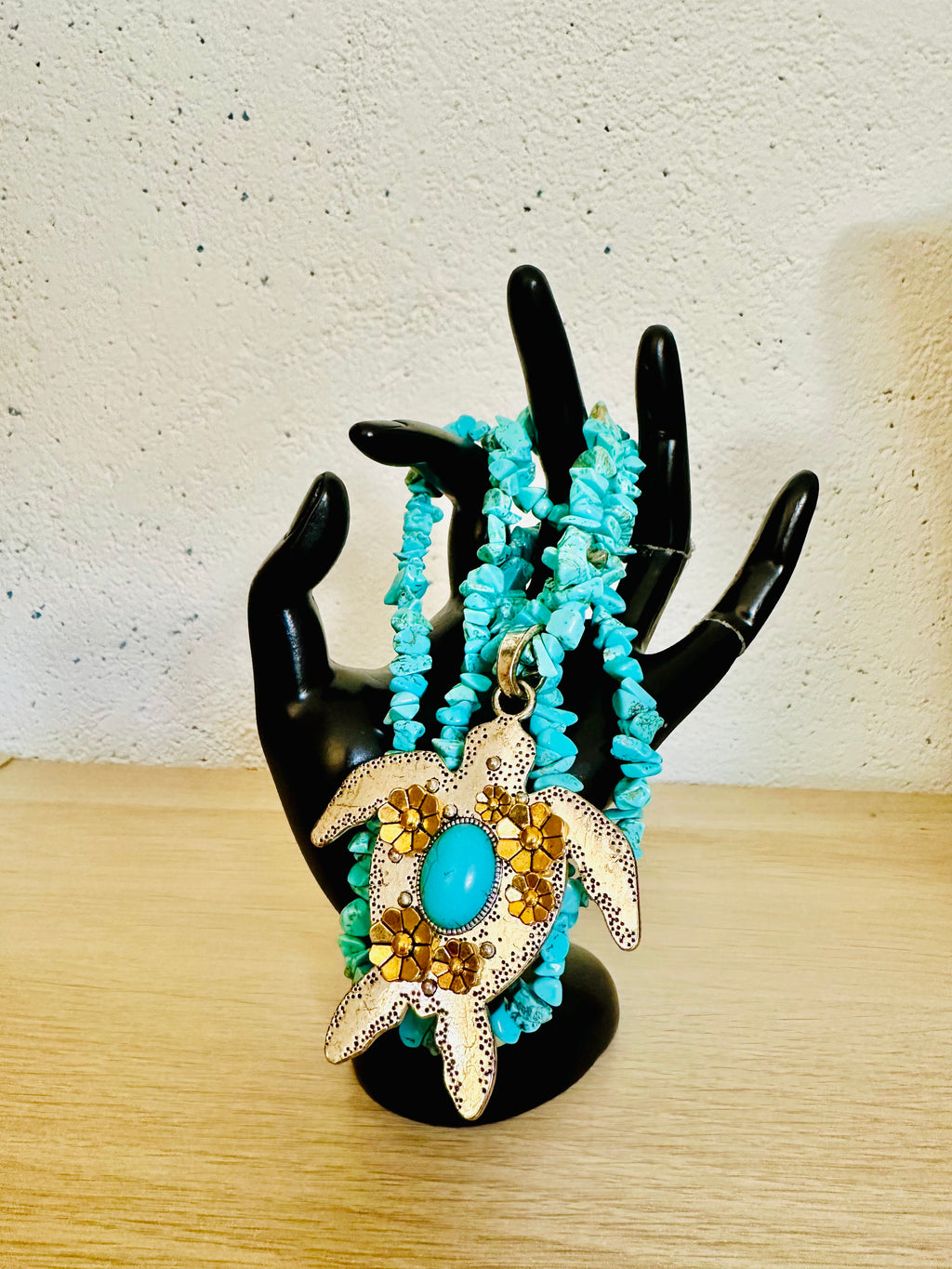 Colar Turquesa com tartaruga