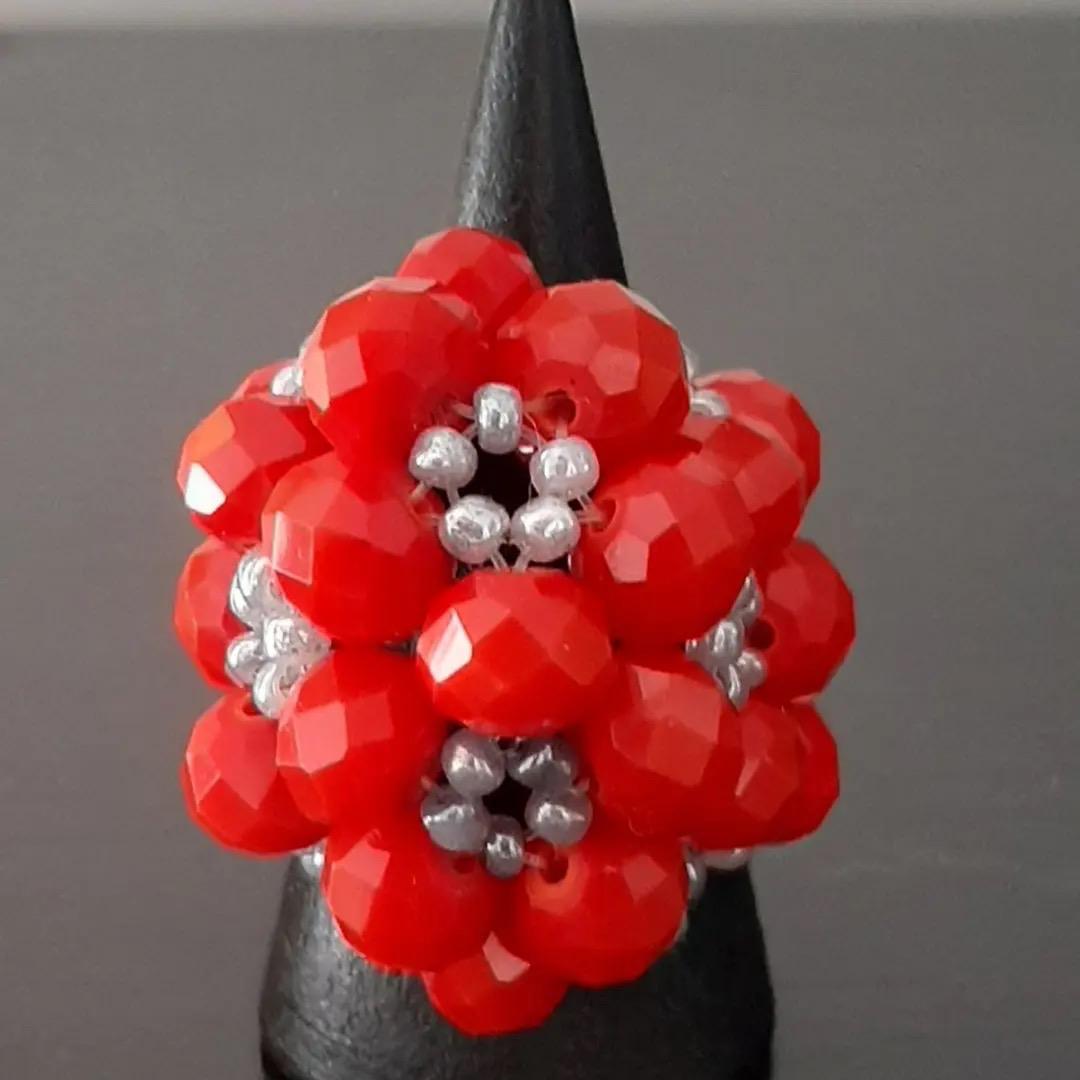 Anel balão cristais vermelho